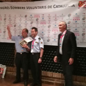 Bombers amb causa distingit per l’Associació de Bombers Voluntaris de Catalunya