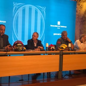 Presentació del calendari solidari Bombers amb causa 2019 a Girona Presentació del calendari solidari Bombers amb causa 2019 a Girona